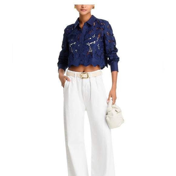 L’agence Seychelle lace top in navy. New with tags. Size s/p. 💙 - Picture 4 of 8